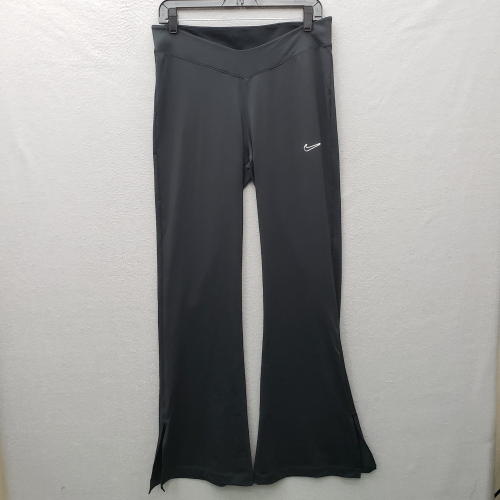 Nike Flare Leg Yoga Pants Solid Black Athleisure Sporty Lounge Y2K Style Size M